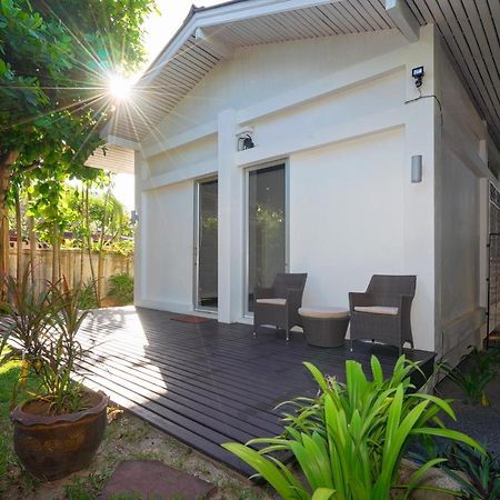 Ban Mok Talay Beachfront Villa Bang Rak Beach  Εξωτερικό φωτογραφία