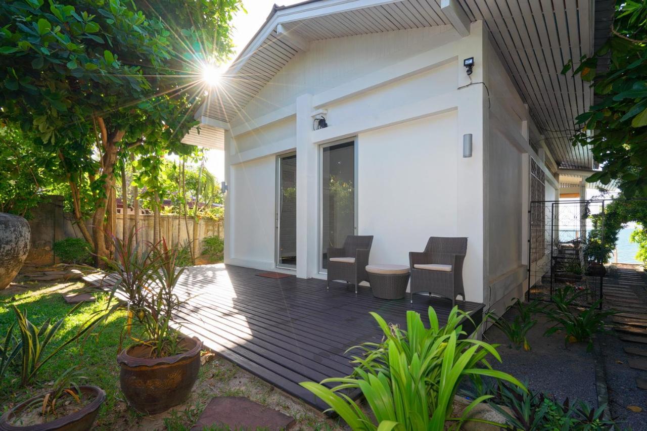 Ban Mok Talay Beachfront Villa Bang Rak Beach  Εξωτερικό φωτογραφία